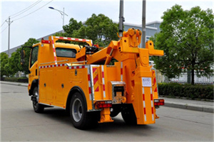 南关区高速路拖车费