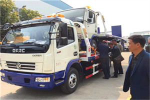 南关区汽车道路救援拖车价格